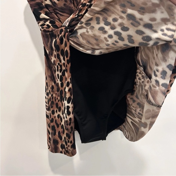 Miraclesuit Ociat Adora Swim Dress Animal Print Underwire Women's Size 10 NEW - Picture 3 of 6